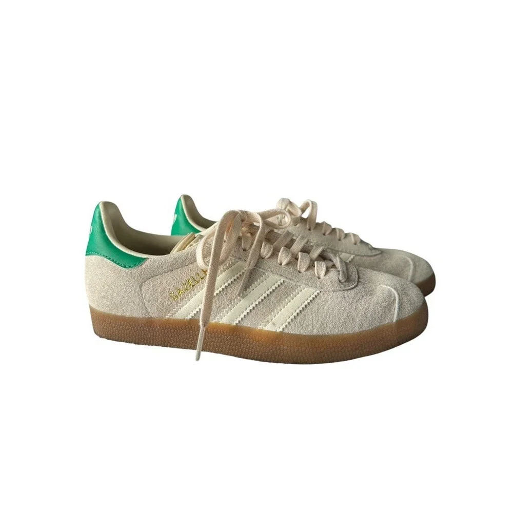 adidas Originals GAZELLE Light gray suede womens size 6 shoes Sneakers IF3235